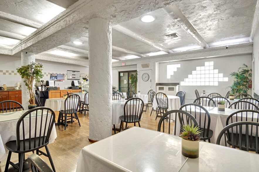 2214 Stoner Ave, Los Angeles, CA for sale - Building Photo - Image 2 of 22