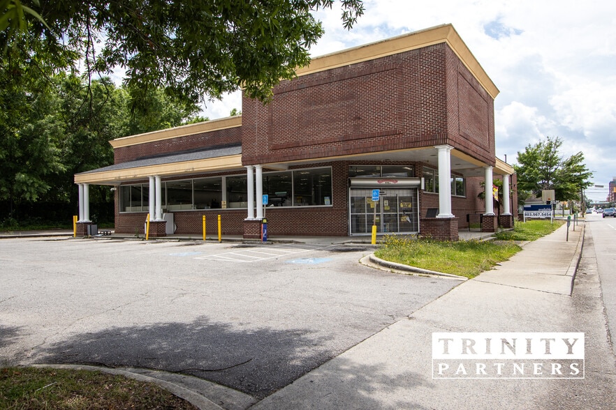 1720 Taylor St, Columbia, SC for lease - Building Photo - Image 2 of 7