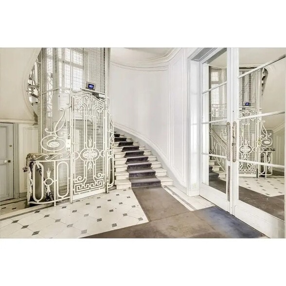 2 Rue Dufrenoy, Paris for lease - Building Photo - Image 3 of 12