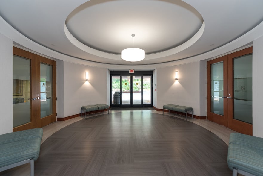 7301 Forest Ave, Richmond, VA for lease - Interior Photo - Image 3 of 10