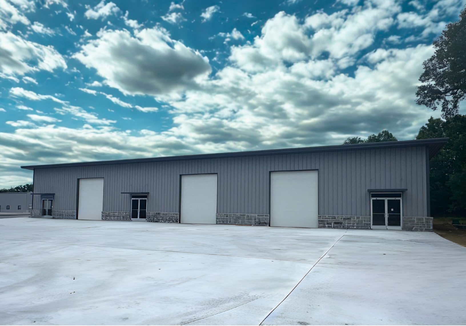 637 Wildcat Court, Navasota, TX for lease Primary Photo- Image 1 of 3