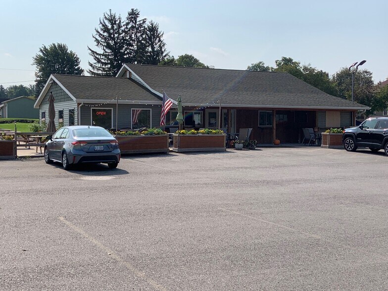 7026 N Main St, Oakfield, NY for sale - Building Photo - Image 1 of 1