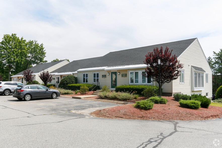 10 Northern Blvd, Amherst, NH 03031