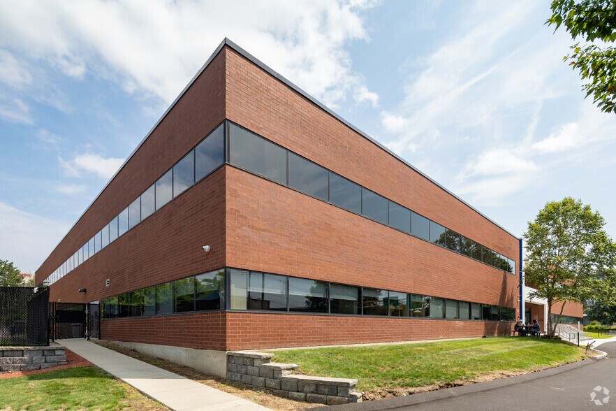 313 Speen St, Natick, MA 01760 Office/Medical for Lease