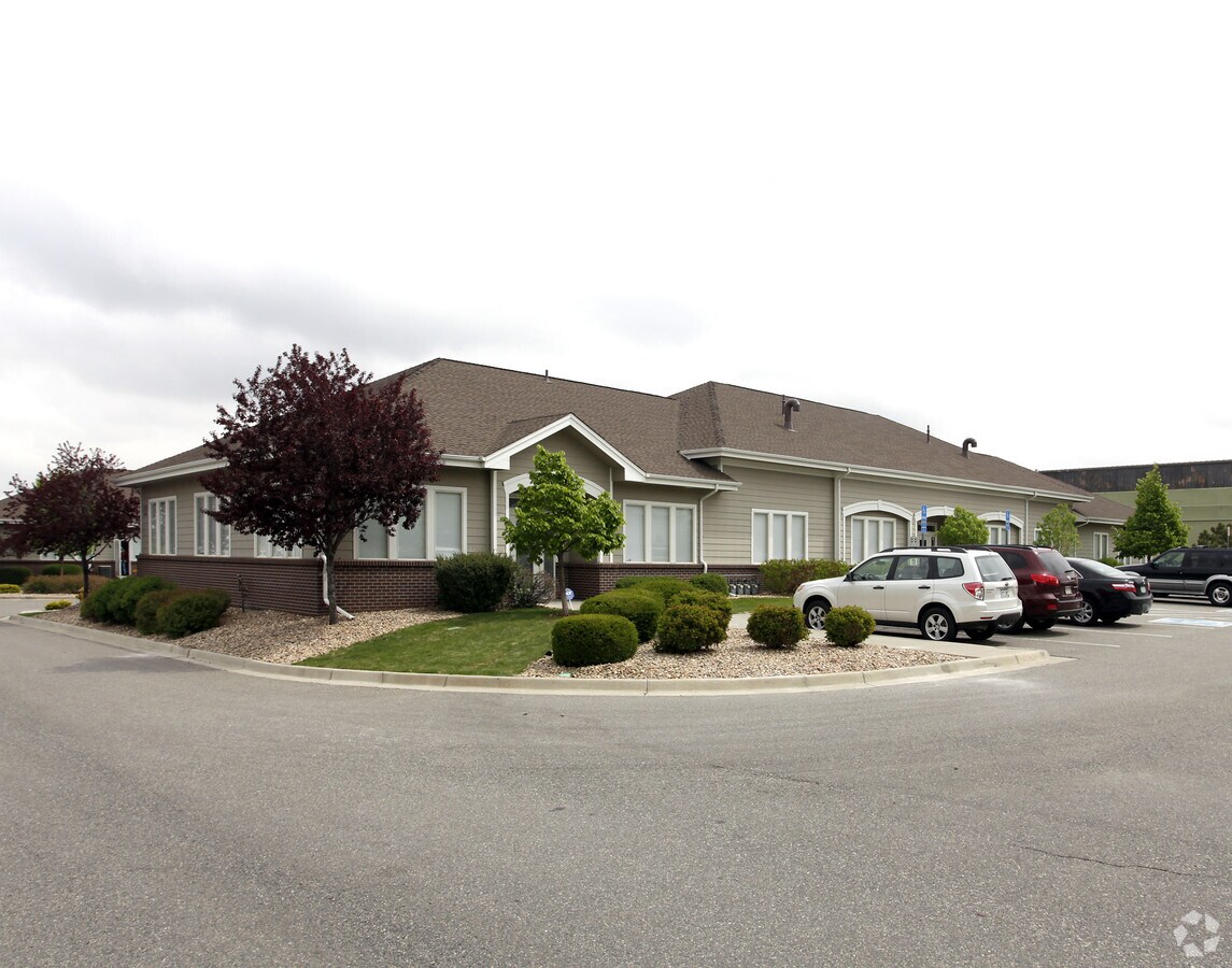 2224 S Fraser St Unit 3