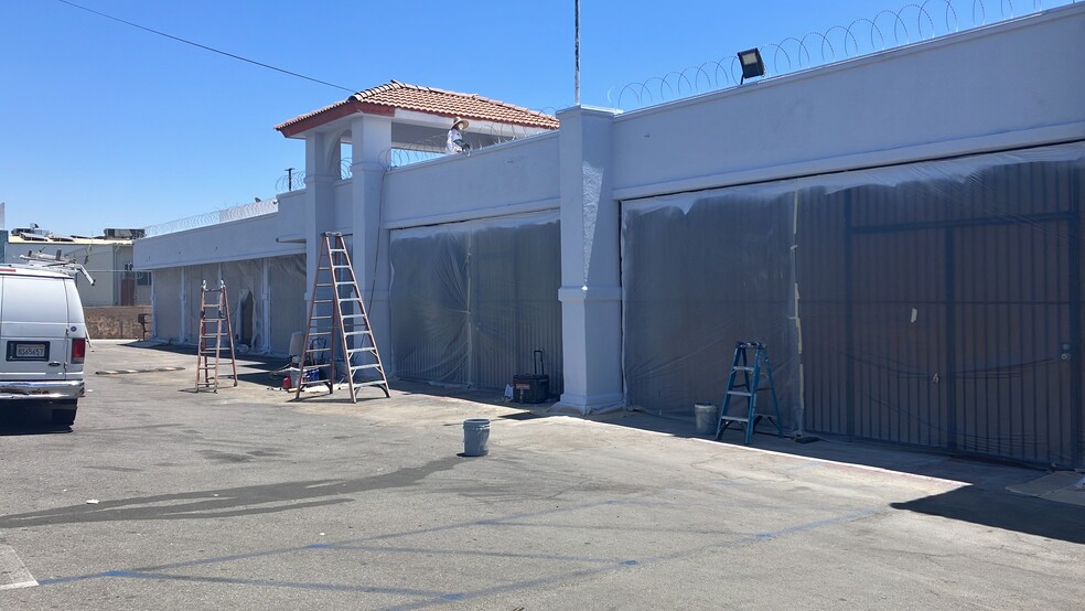 1015 Columbus St, Bakersfield, CA for lease - Building Photo - Image 3 of 5