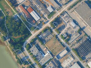 7405 Lowland Dr, Burnaby, BC - AERIAL  map view