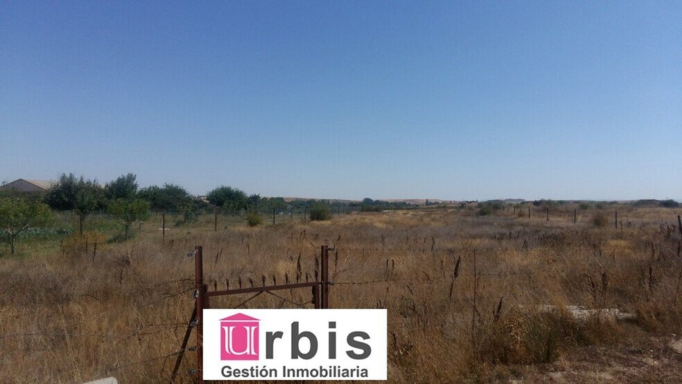Land in Éjeme for sale - Building Photo - Image 3 of 4