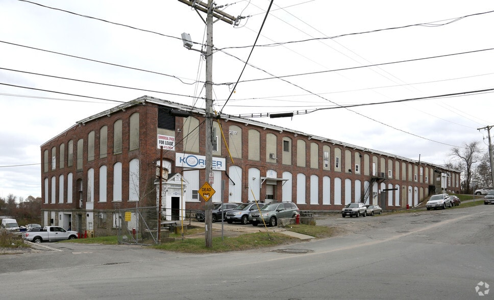 394 Kilburn St, Fall River, MA 02724