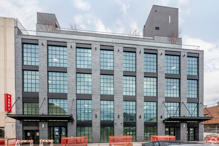 437 88th St, Brooklyn, NY for lease - Building Photo - Image 2 of 5
