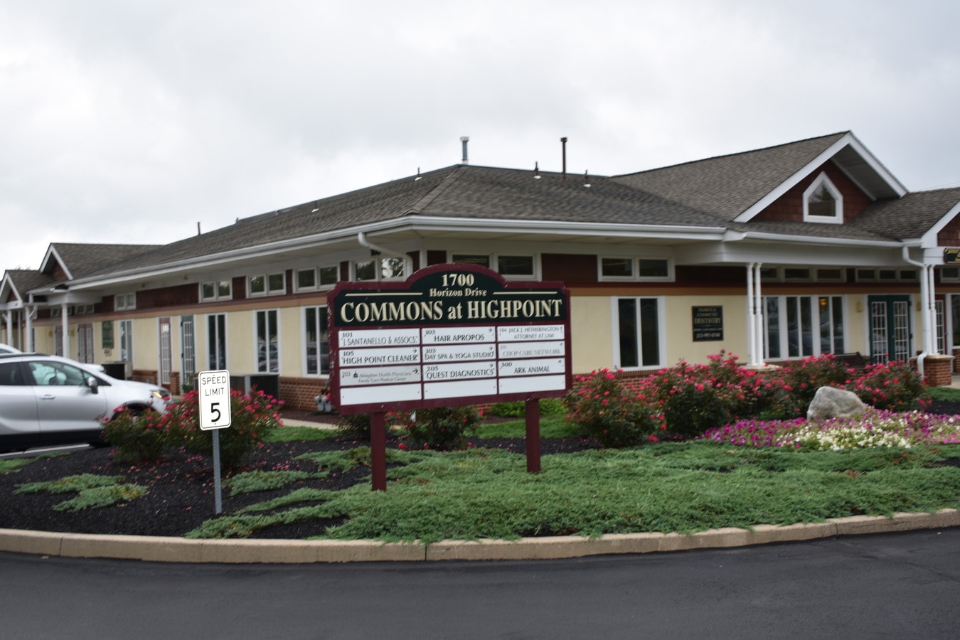 1700 Horizon Dr, Chalfont, PA 18914