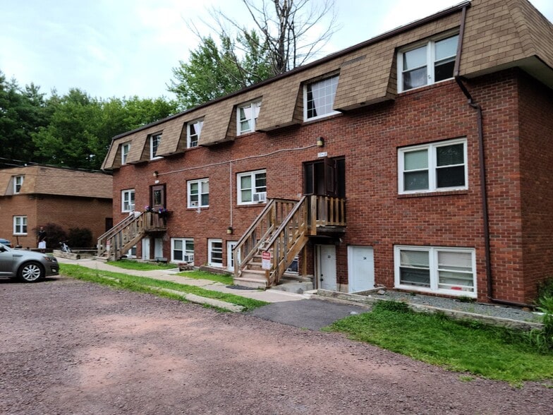 10-20 Dorm Dr, Hurleyville, NY for sale - Building Photo - Image 3 of 9