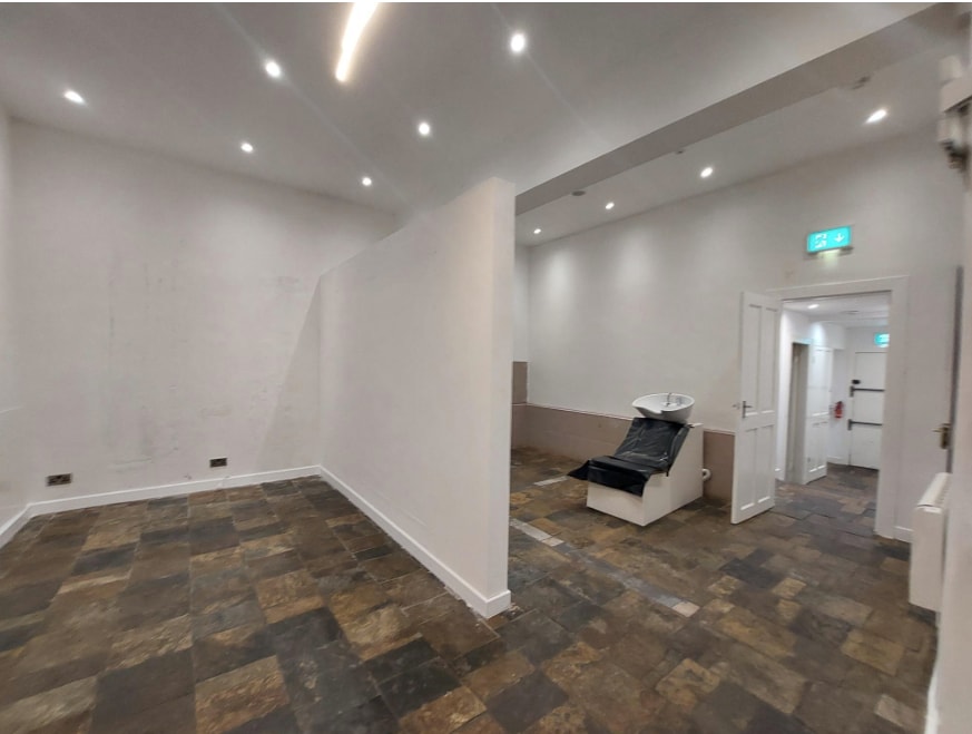 84 Walter Scott Av, Edinburgh, EDH EH16 5RL - Unit 84 -  - Interior Photo - Image 2 of 3