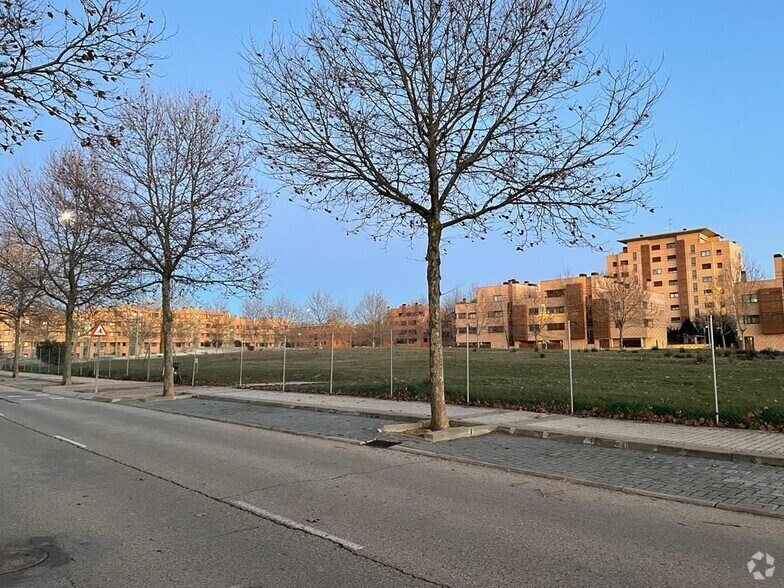 Calle Brezo, 3, Yebes, Guadalajara for sale - Primary Photo - Image 1 of 1