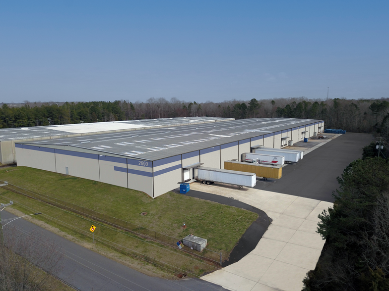 2690 Commerce Dr, Rock Hill, SC for lease - Building Photo - Image 1 of 1