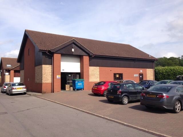 London Rd, Hook for lease - Building Photo - Image 2 of 4