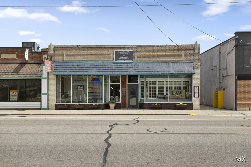 2156 Plainfield Ave NE, Grand Rapids, MI for sale - Building Photo - Image 1 of 1