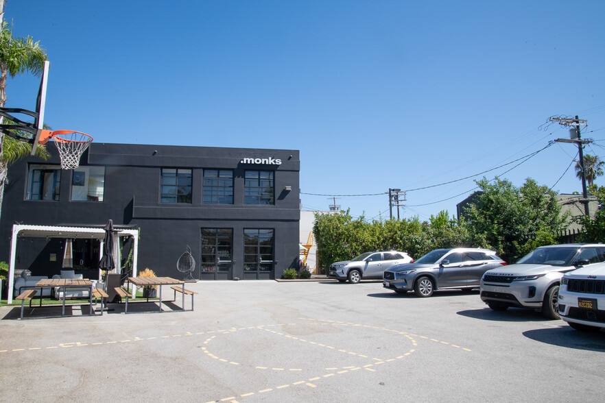 1611 Electric Ave, Venice, CA for lease - Building Photo - Image 2 of 22