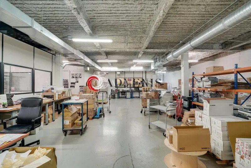 Flex in Villiers-sur-Marne for lease - Interior Photo - Image 2 of 11