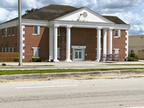 125 N Main St, Belle Glade, FL for lease Building Photo- Image 2 of 17