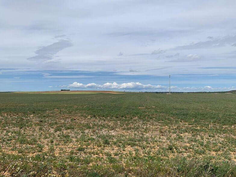 Land in Fuentes de Ropel for sale - Building Photo - Image 1 of 23