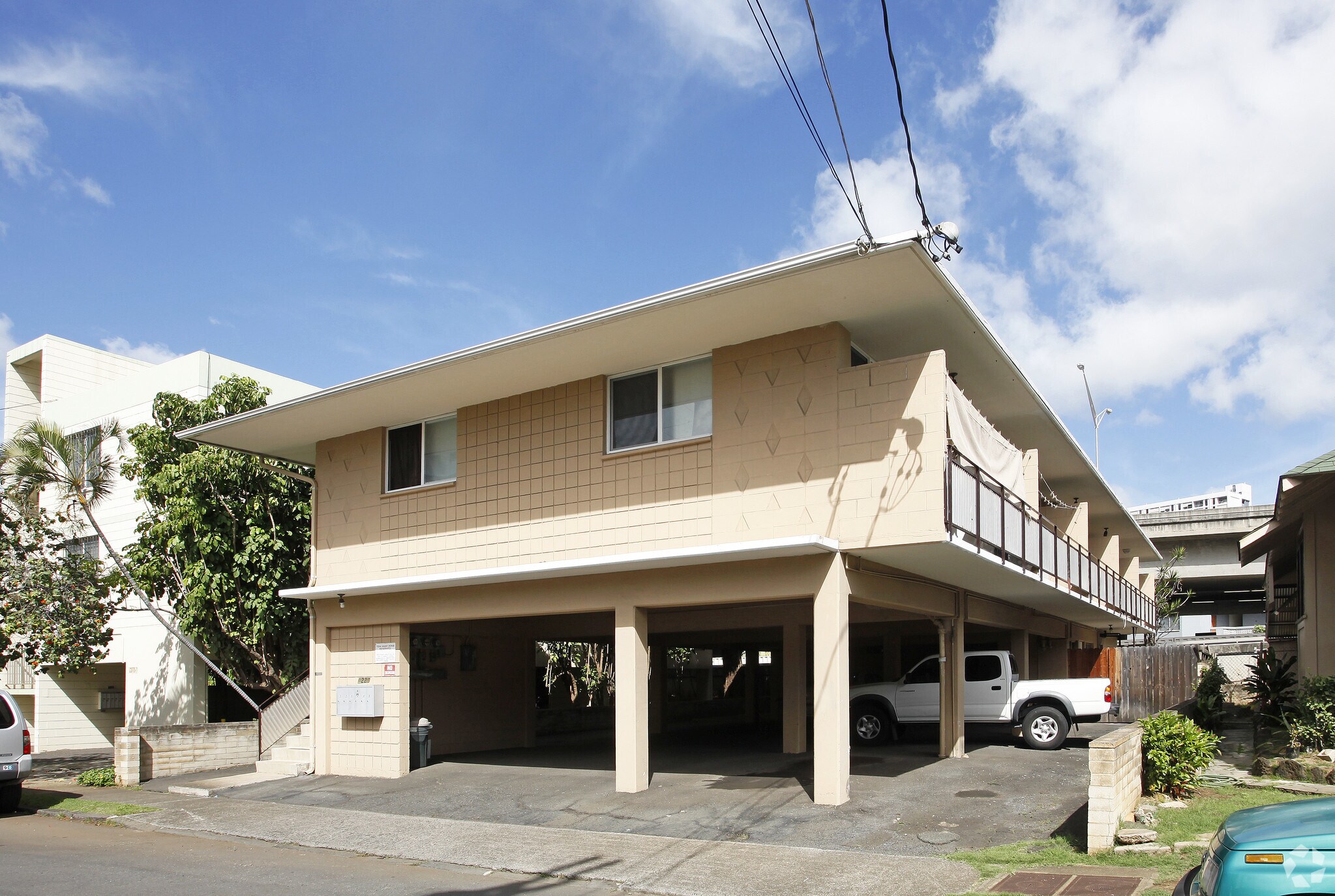 1226 Matlock Ave, Honolulu, HI for sale Primary Photo- Image 1 of 1