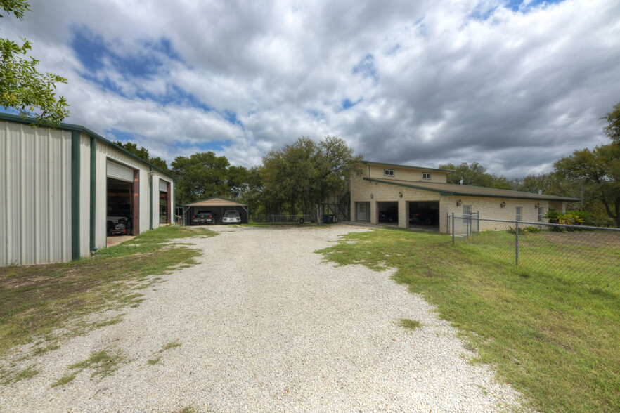 1283 State Highway 46 S, New Braunfels, TX for sale - Primary Photo - Image 1 of 42