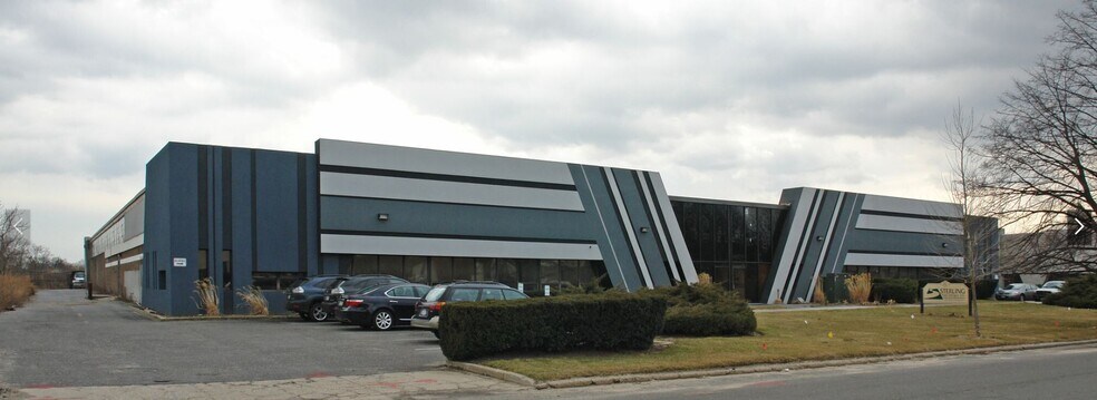 82 Modular Ave, Commack, NY for sale - Building Photo - Image 1 of 1