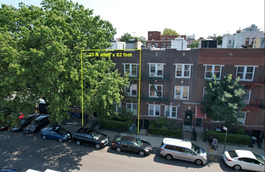 2511 34th St, Astoria, NY for sale - Primary Photo - Image 1 of 1