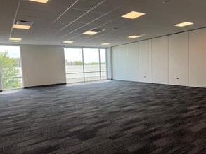 1960 Kimball Ave, Manhattan, KS for lease Interior Photo- Image 2 of 4