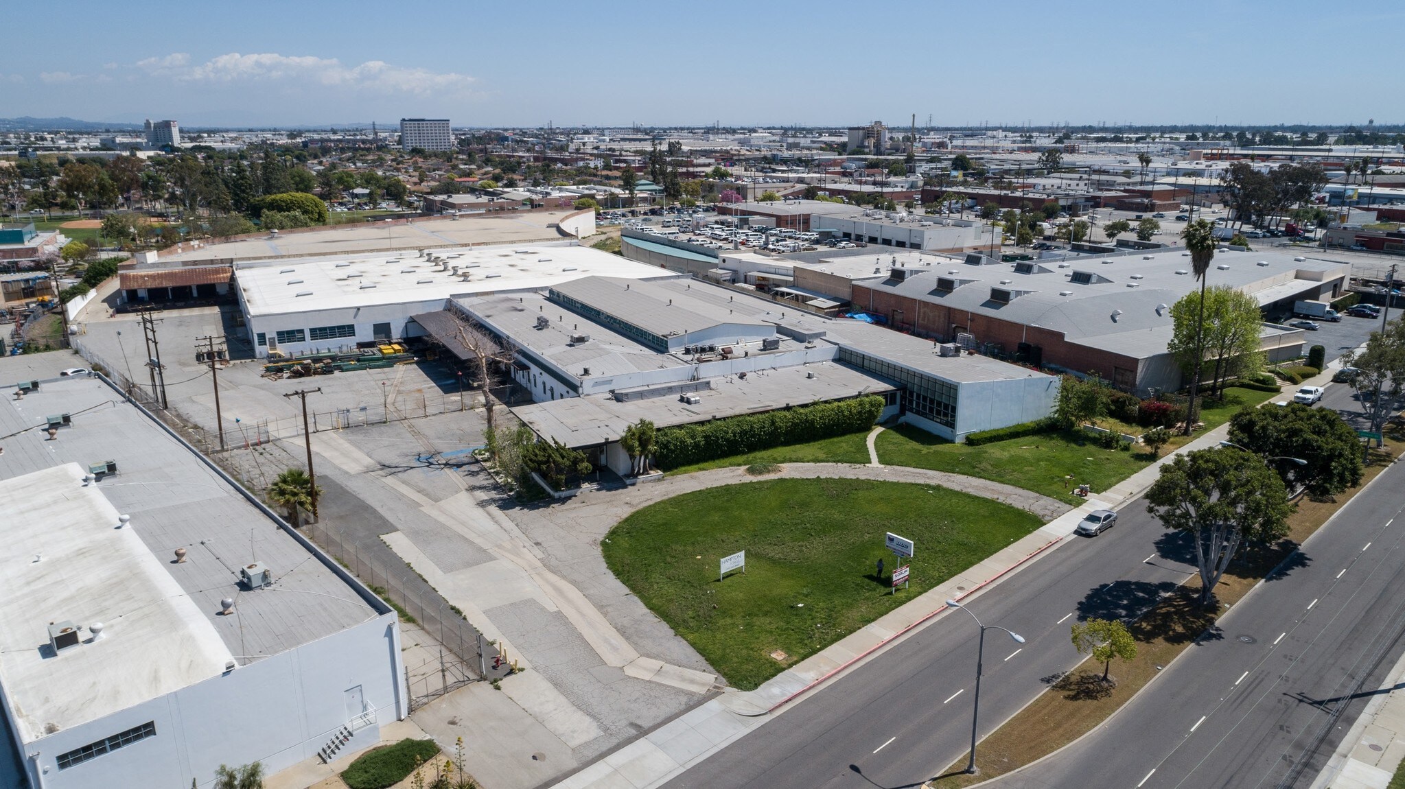 2340 S Eastern Ave, Commerce, CA for sale Primary Photo- Image 1 of 1