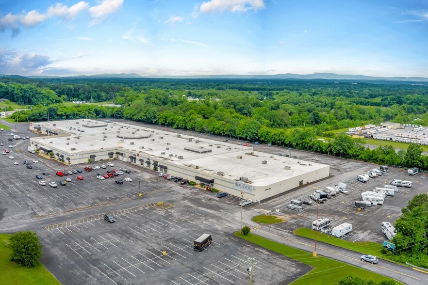 4083 Cloud Springs Rd, Ringgold, GA for sale - Primary Photo - Image 3 of 18