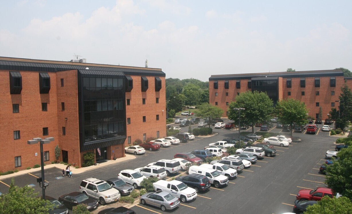 7915 Malcolm Rd, Clinton, MD for lease Building Photo- Image 1 of 6