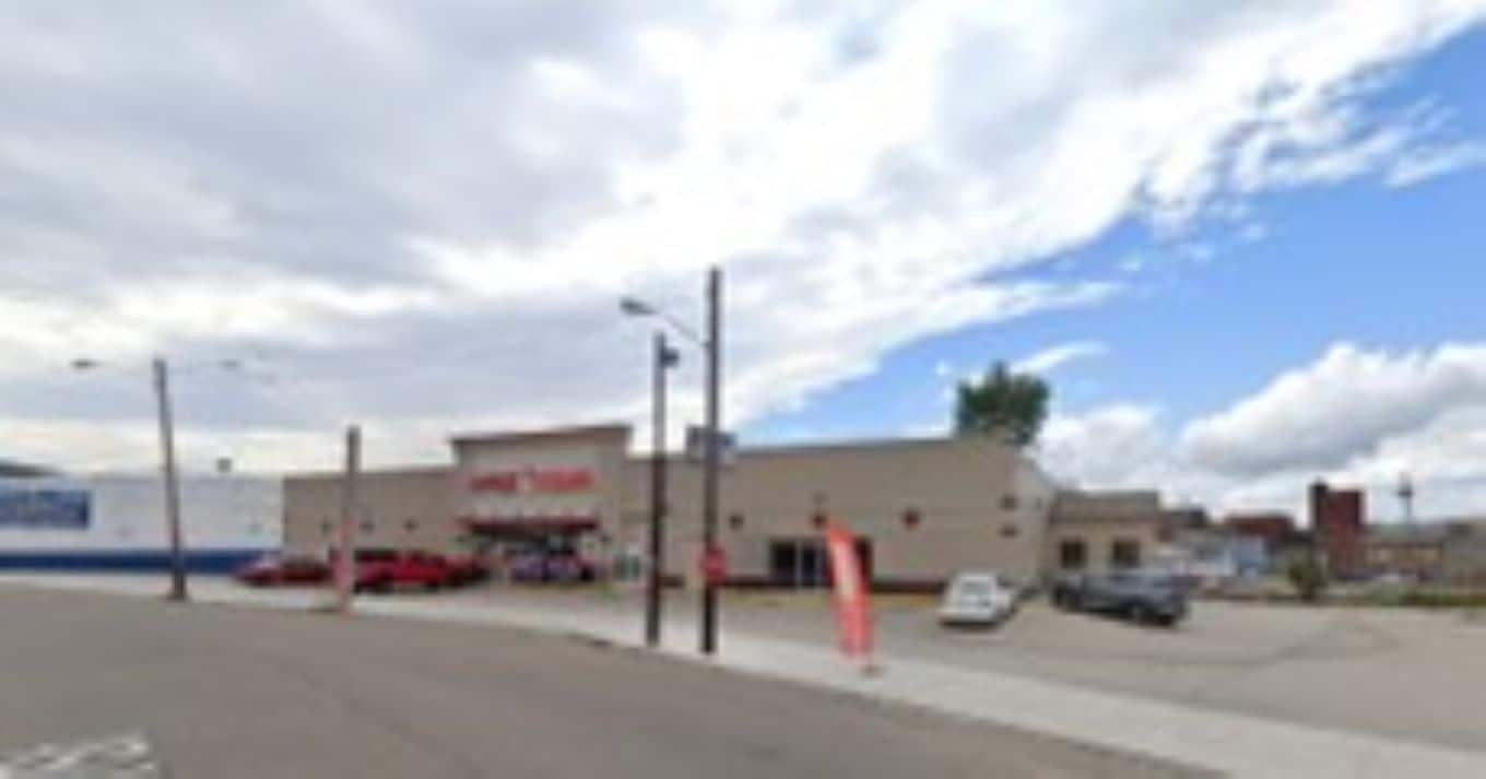 615 Walnut St, East Liverpool, OH for lease Building Photo- Image 1 of 3