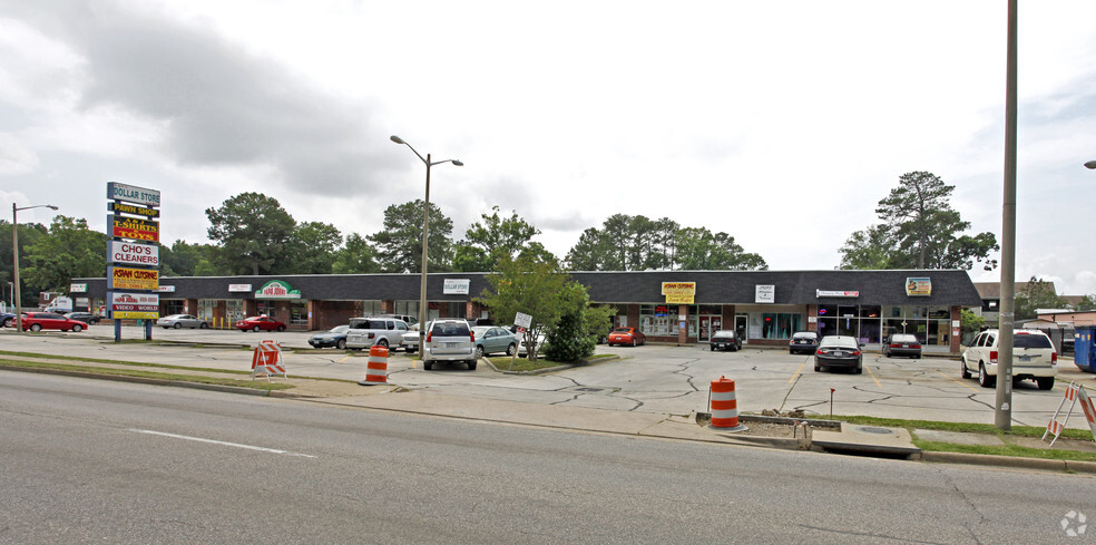 15501-15521 Warwick Blvd, Newport News, VA for lease - Building Photo - Image 3 of 5