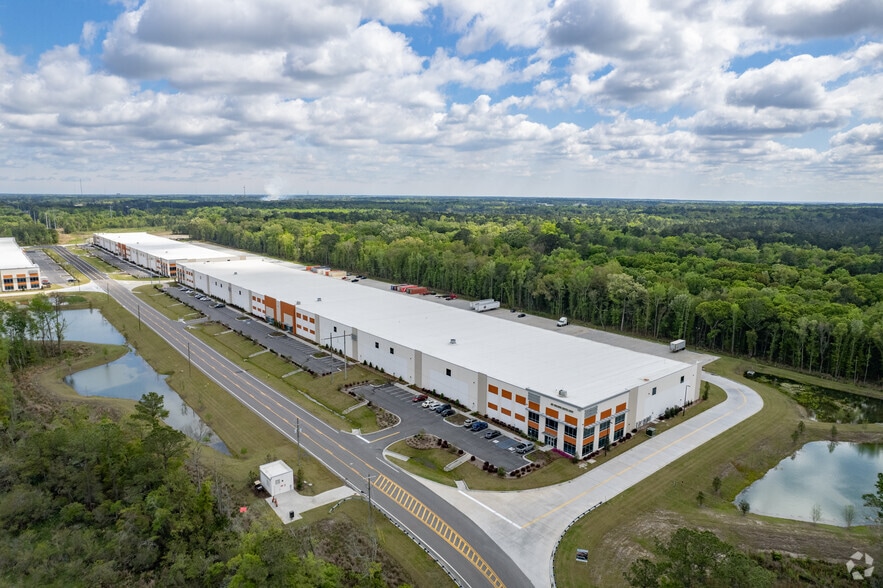 Main Gate Logistics Center, Garden City, GA for lease - Aerial - Image 3 of 4