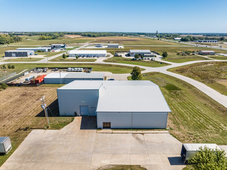 8914 Green Valley Dr, Manhattan, KS 66502 Industrial for Sale