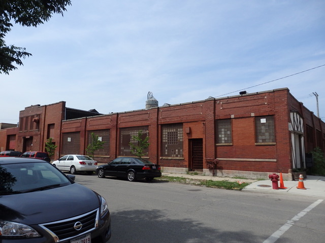 2508 W Maypole Ave, Chicago, IL for lease - Building Photo - Image 2 of 17