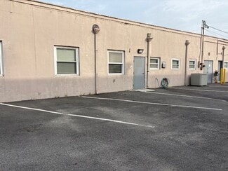 More details for 40 Burlews Ct, Hackensack, NJ - Industrial for Lease