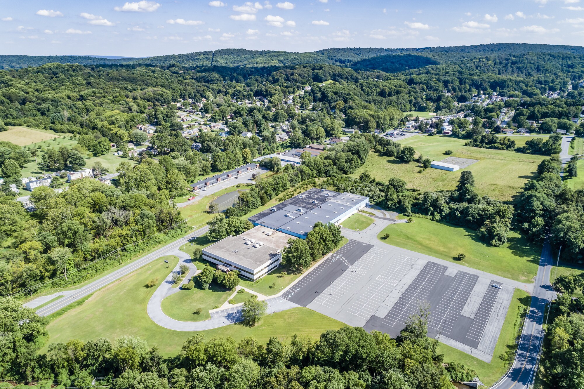 400 E Wyomissing Ave, Mohnton, PA for sale Building Photo- Image 1 of 1