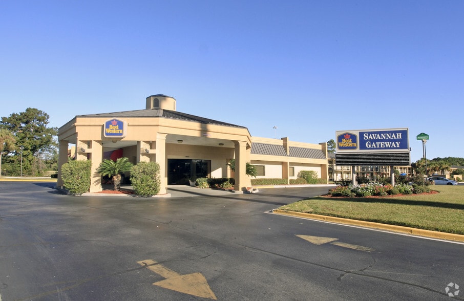 1 Gateway Blvd E, Savannah, GA, 31419 Motel Property For Sale