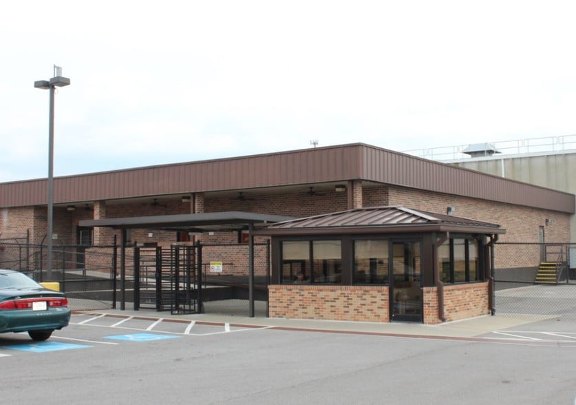 208 Copper Top Ln NE, Cleveland, TN for lease - Building Photo - Image 3 of 39