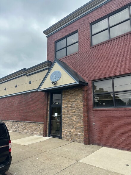 321 Ramsdell Ave, Buffalo, NY for lease - Building Photo - Image 2 of 17