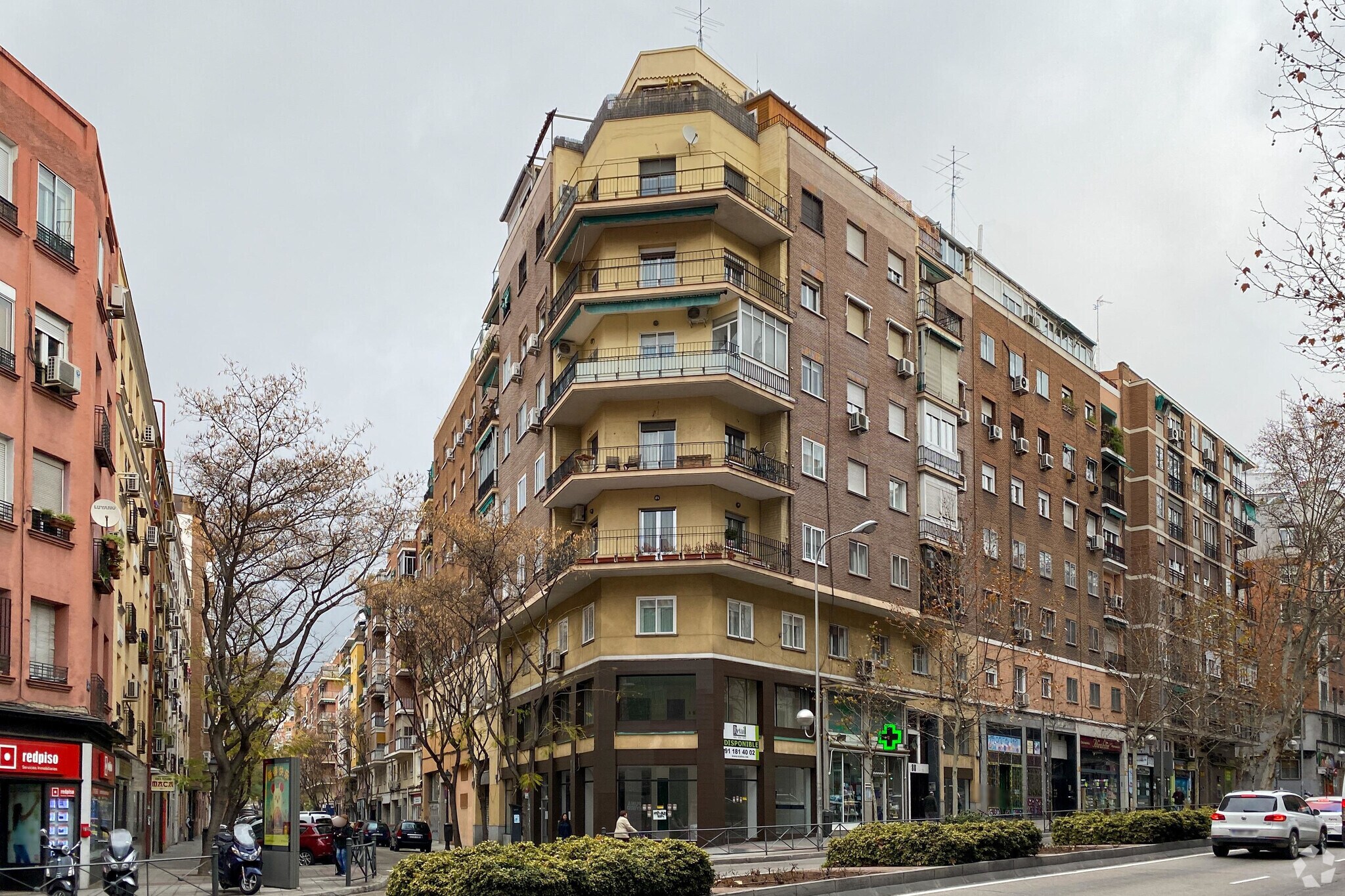 Multifamily in Madrid, Madrid for sale Primary Photo- Image 1 of 1