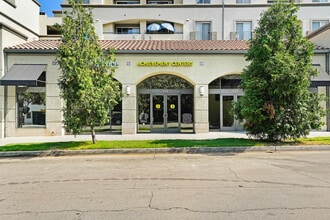 151 E Holly St, Pasadena, CA for lease Interior Photo- Image 1 of 19