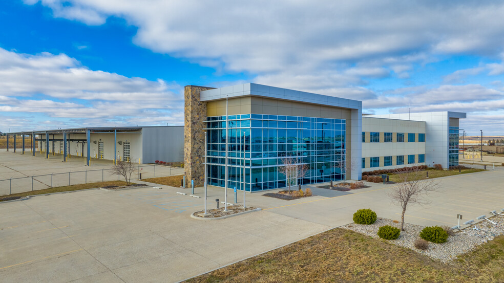 805 48th Ave W, Williston, ND for lease - Building Photo - Image 1 of 21