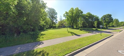 871 Century Ave, Newport, MN - aerial  map view