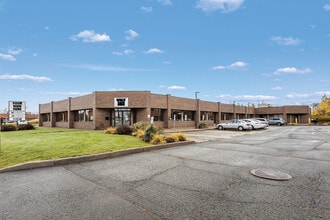 177 Colonnade Rd, Nepean, ON for lease Building Photo- Image 1 of 37