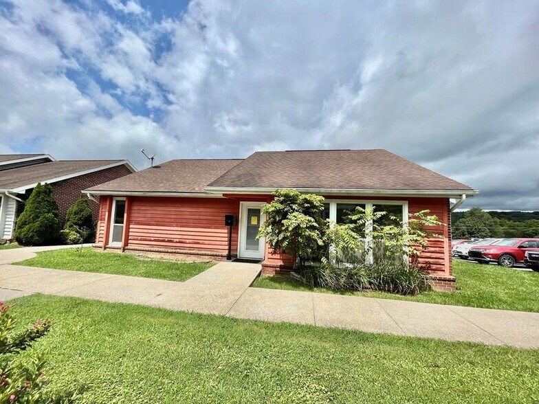 18 Westwood Medical Park, Bluefield, VA 24605