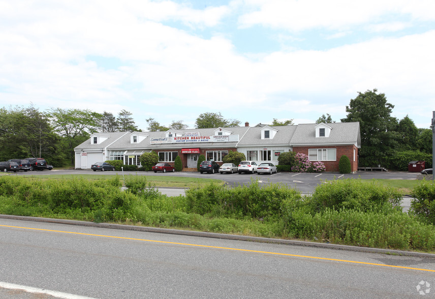 79 Gold Star Hwy, Groton, CT for sale - Primary Photo - Image 1 of 1